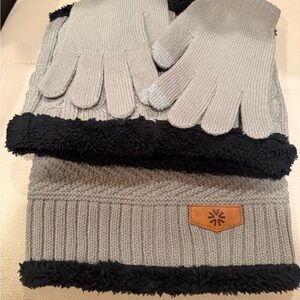Gloves, Hat and Round Scarf for winter - one size